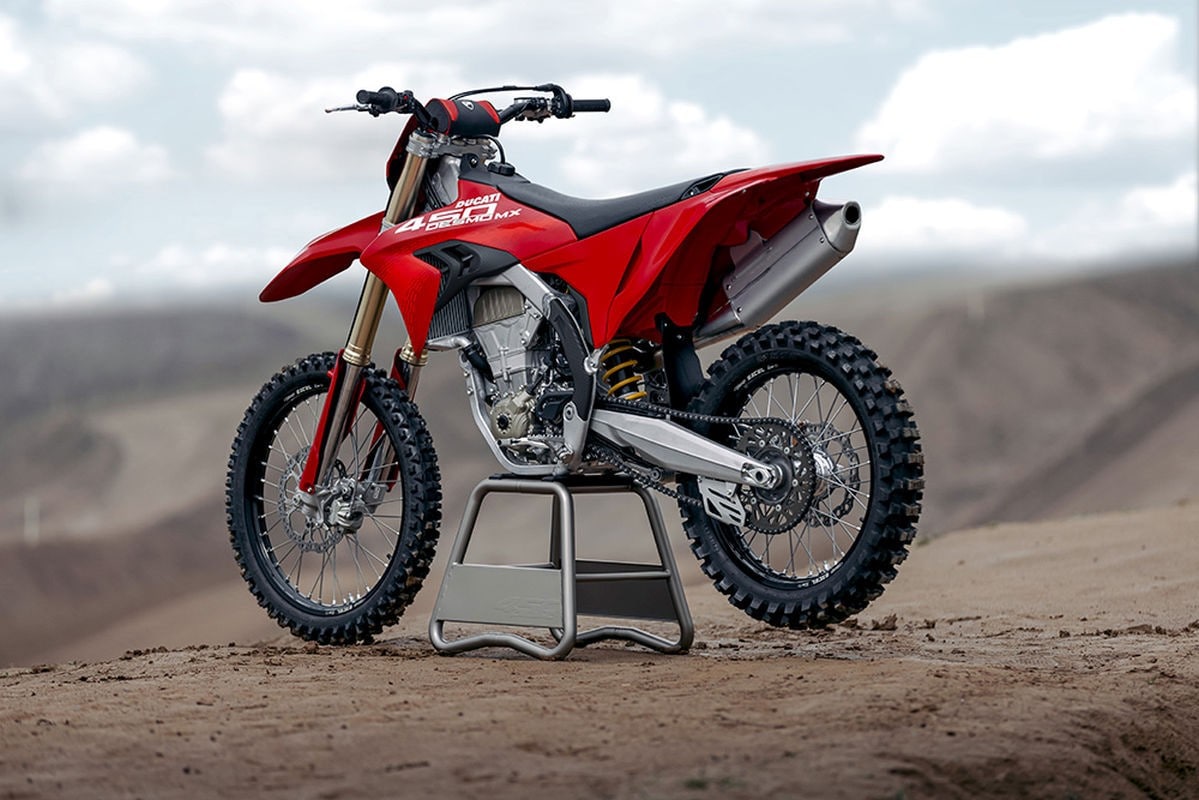 La Ducati Desmo450 MX è il motivo per cui d'ora in avanti sempre più persone compreranno una moto da cross